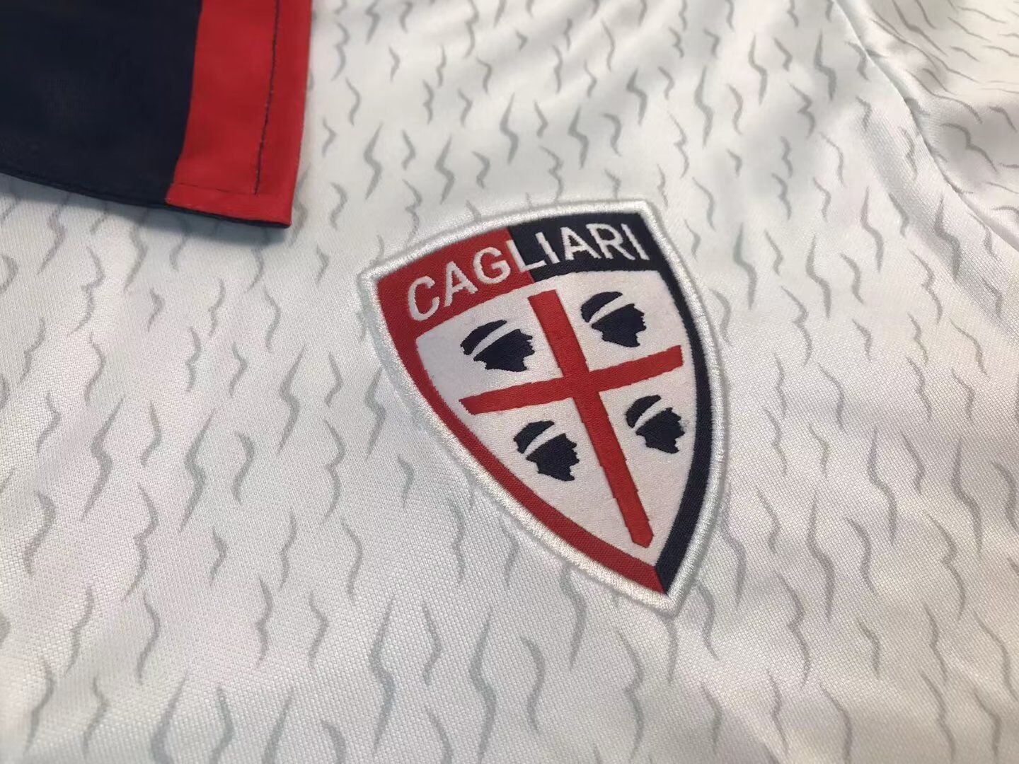 23∕24 Cagliari Away