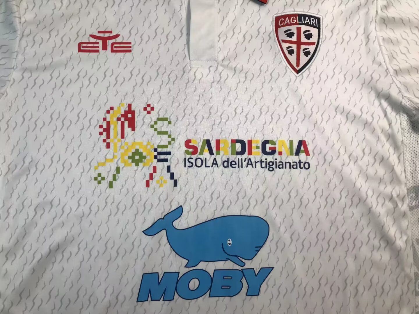 23∕24 Cagliari Away